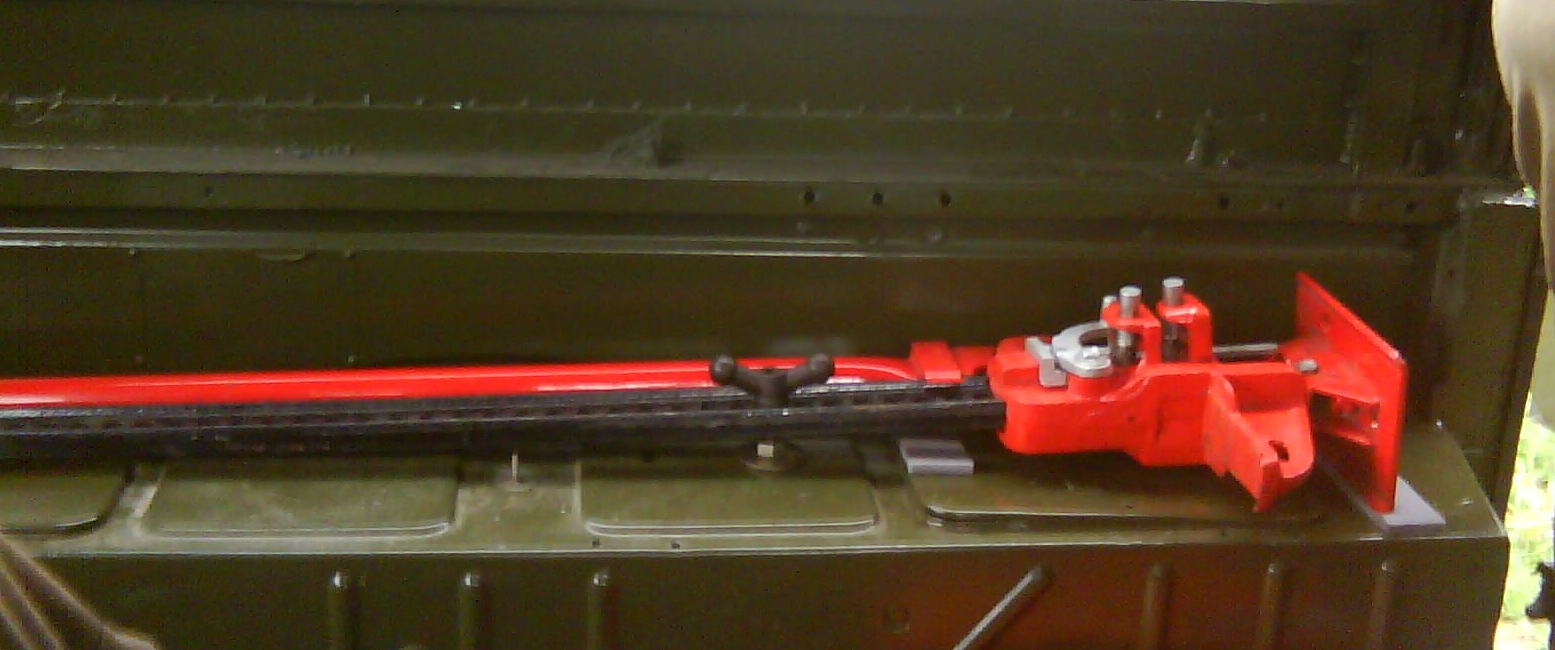 Кронштейн лопаты газ 69. Крепление домкрата. Домкраты хай джек для prado. Крепление домкрата. Крепление домкрата газ 69.