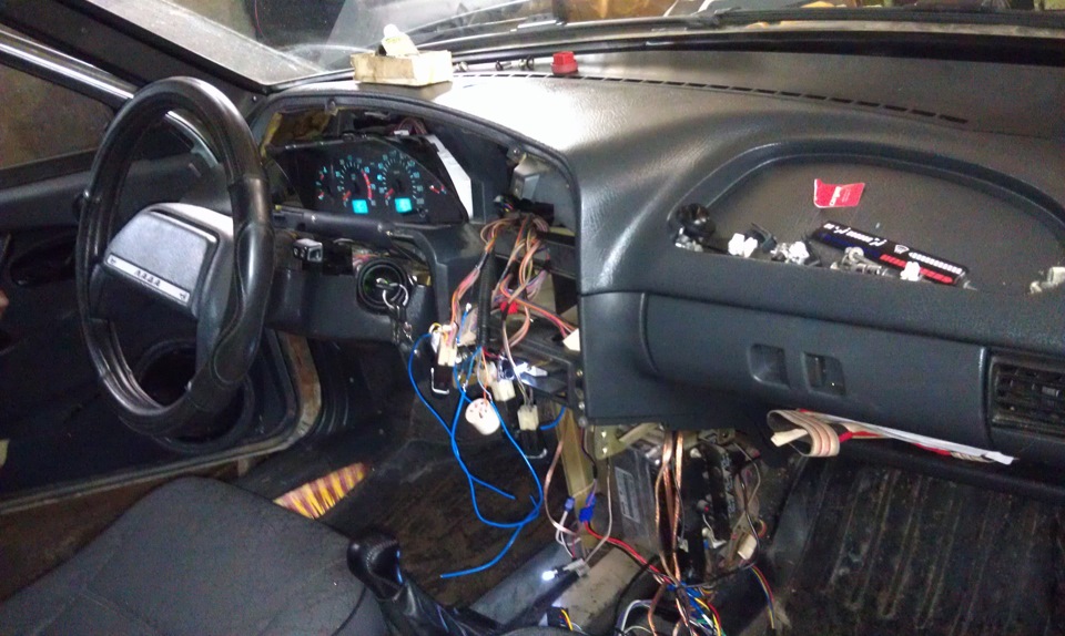 Замена подсветки приборной панели и перенос кнопки аварийки — Lada 2114 ...