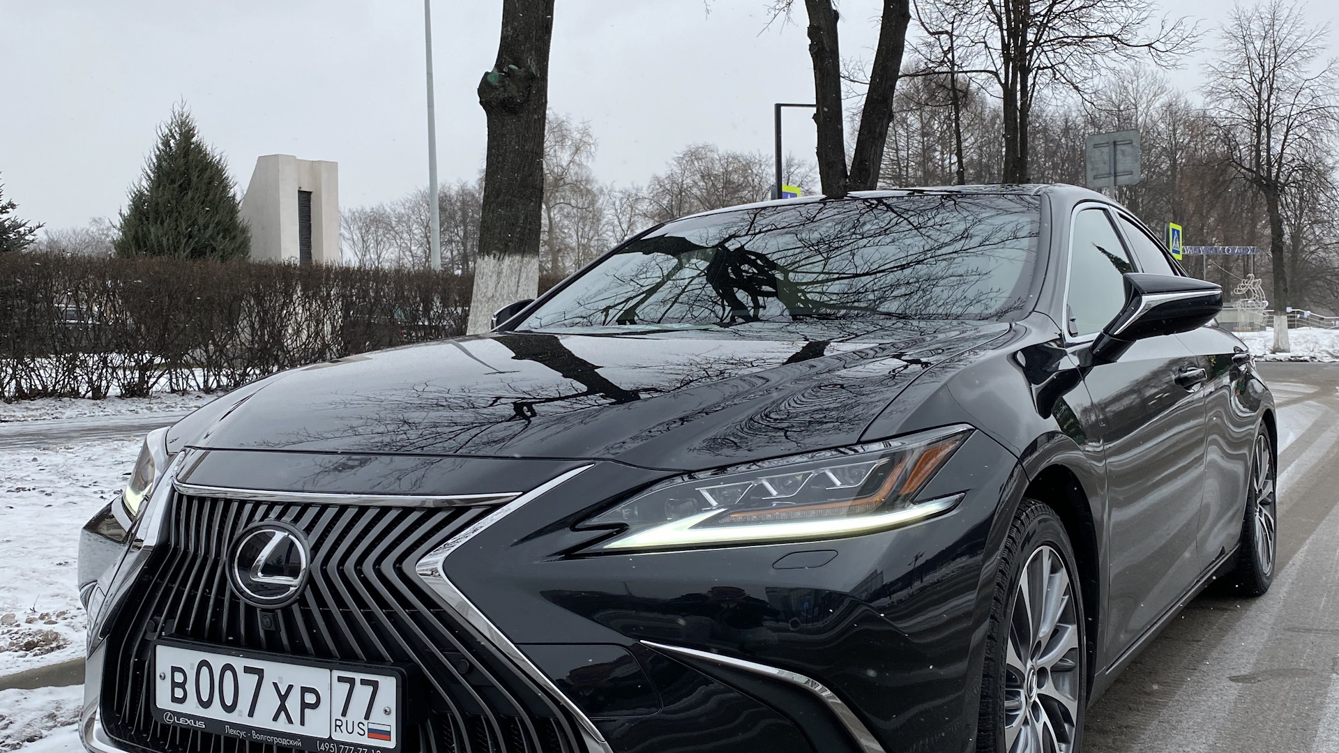 Lexus ES (7G) 2.5 бензиновый 2019 | 250 premium на DRIVE2