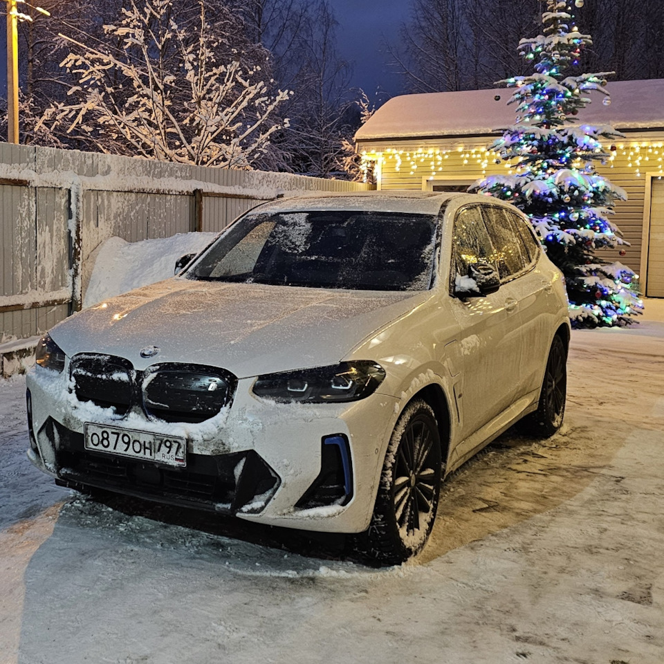 Ёлку нарядил — похвастайся :) — BMW iX3 (G08), 2022 года | фотография |  DRIVE2