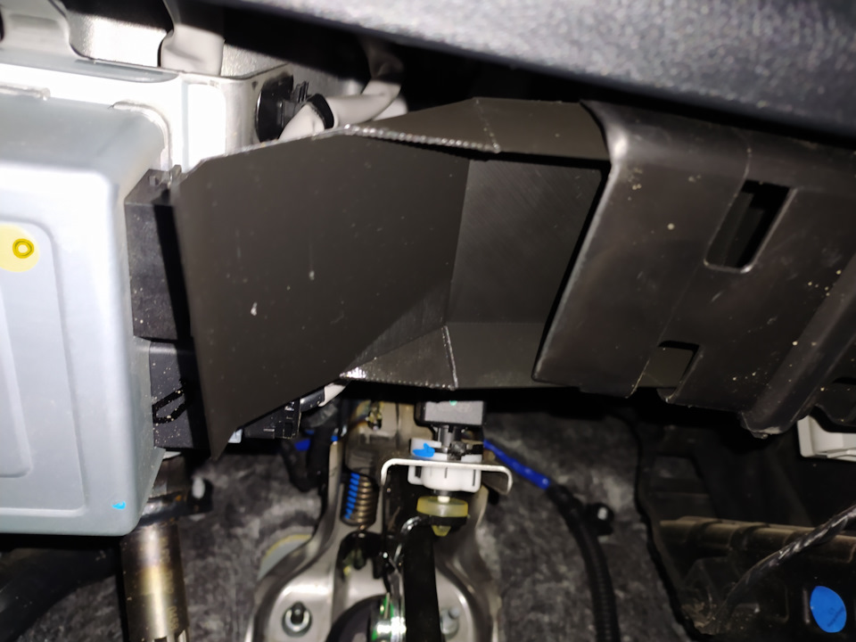 Доработка обдува ног водителя — KIA Sportage (4G), 2 л, 2016 года ...