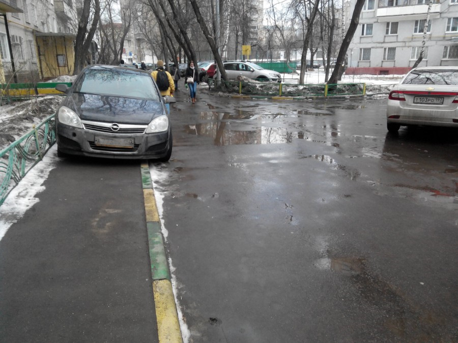 На дворе было свежо