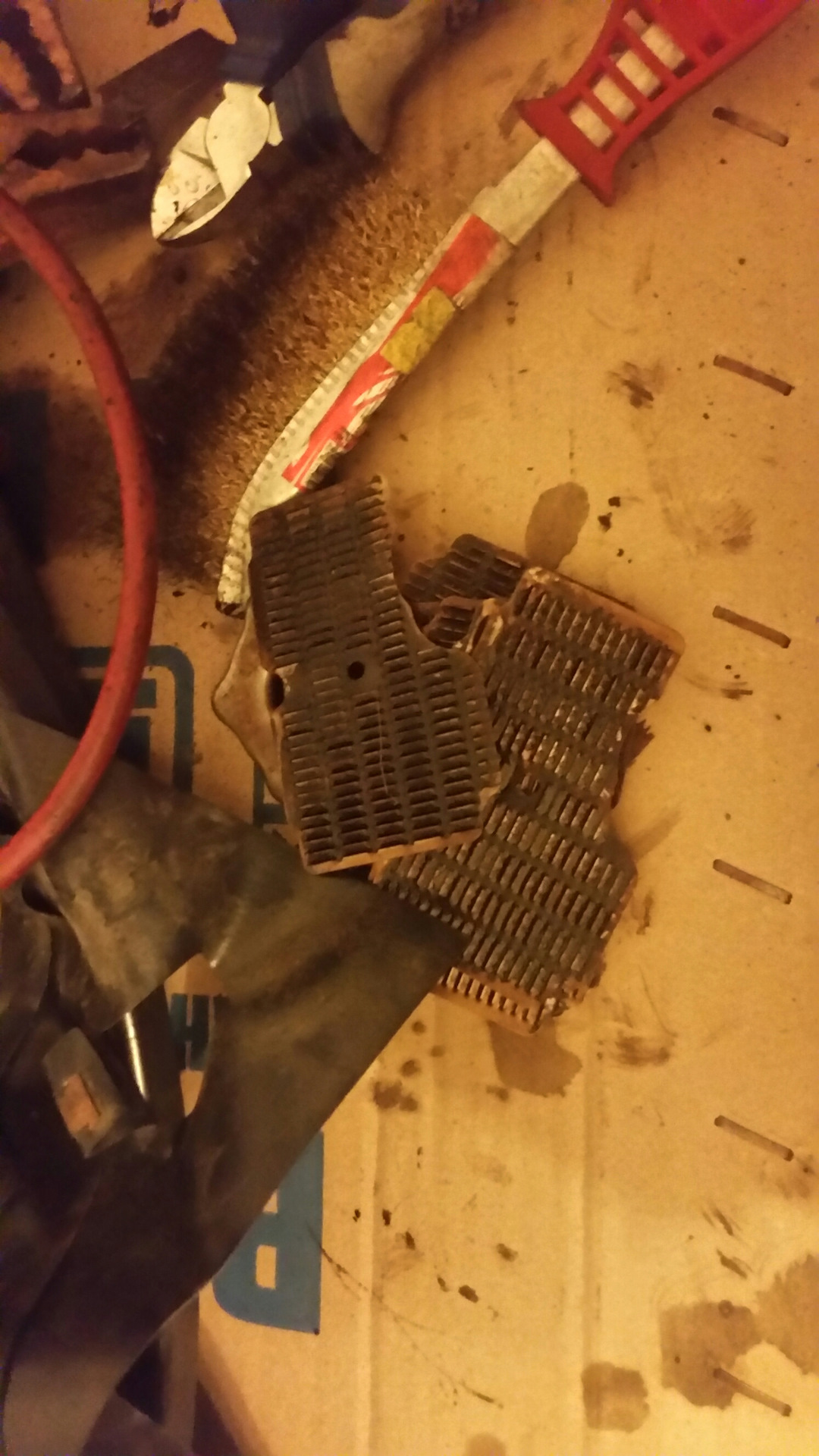 Замена маслоотделителя сапуна на Ваз 2109 — Lada 21093, 1,5 л, 2000 ...