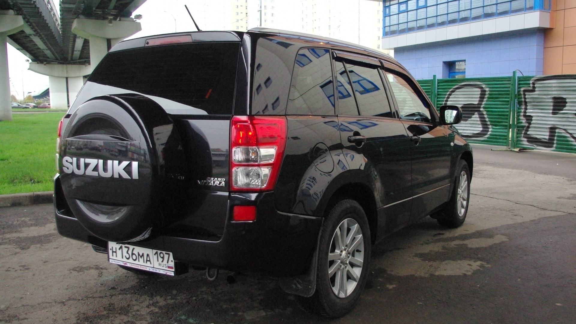 Suzuki Grand Vitara (2G) 2.0 бензиновый 2008 | 