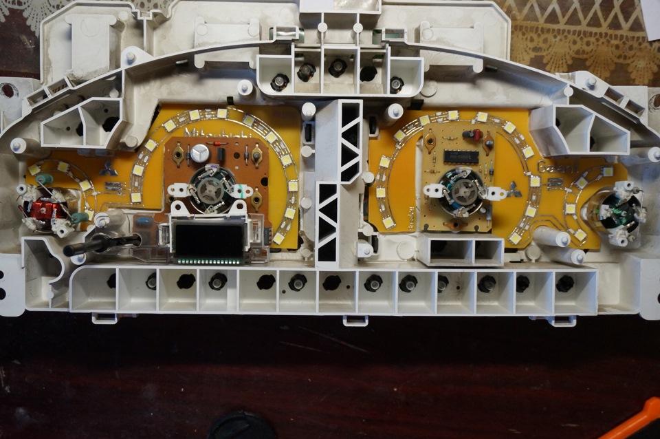 Relight the instrument panel and climate Mitsubishi Galant