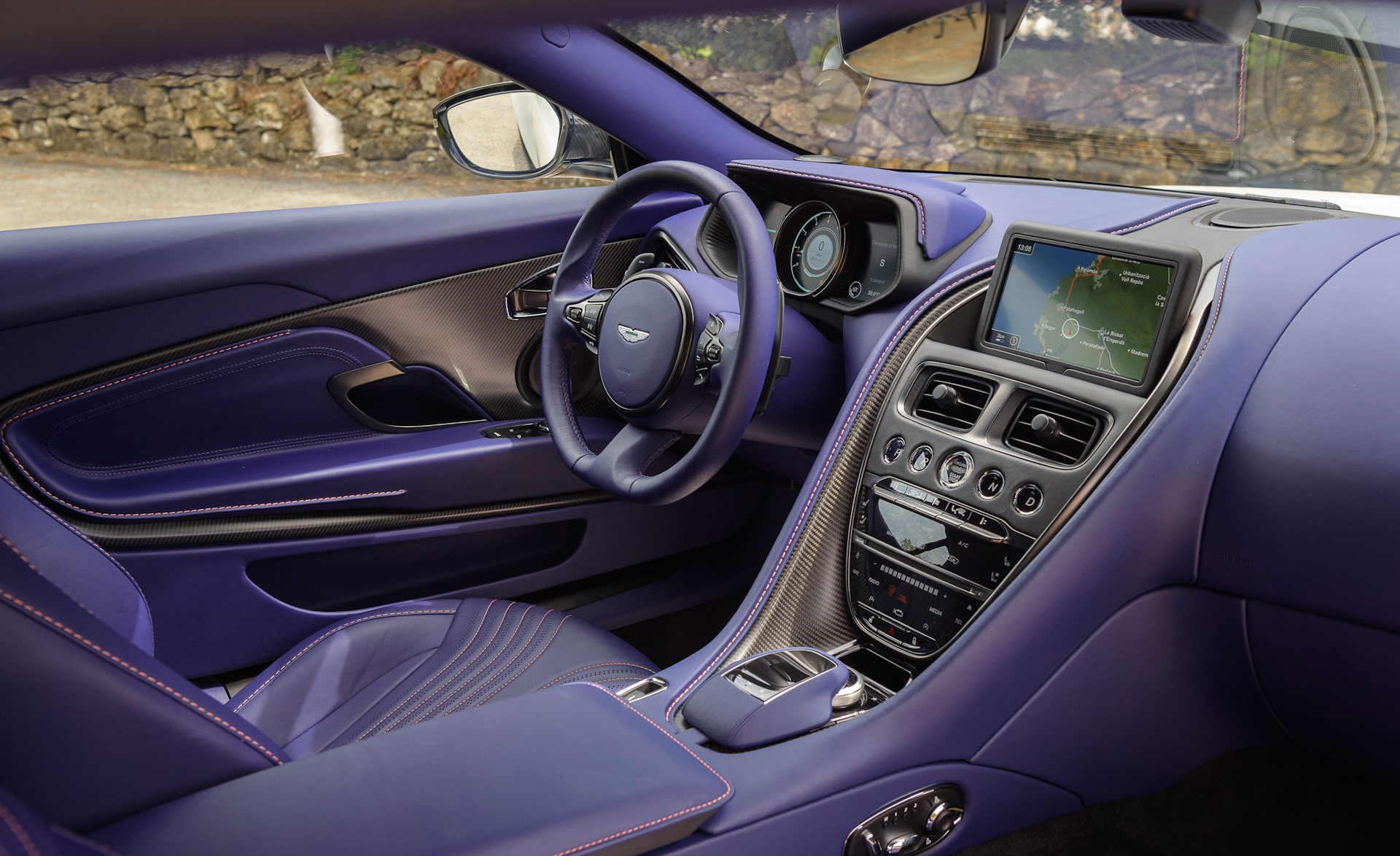 Aston Martin rapide Interior