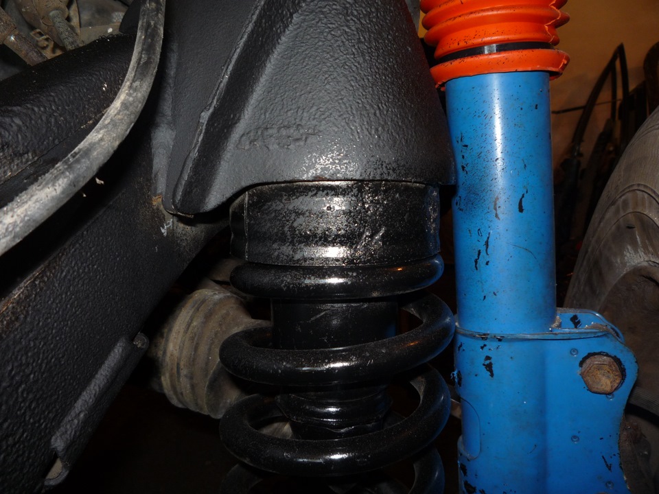 Проставки под передние амортизаторы и пружины — Suzuki Escudo (1G), 1,6 ...