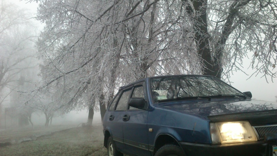 Lada 2109 Безотказный танк)))