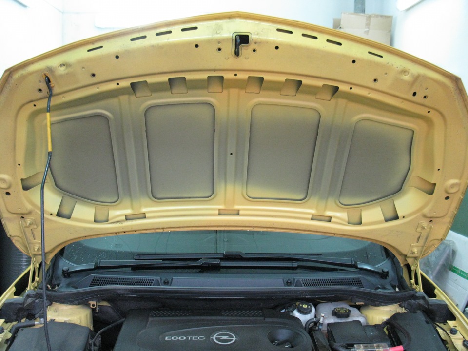 Шумовиброизоляция капота — Opel Astra J GTC, 2 л, 2013 года | автозвук ...