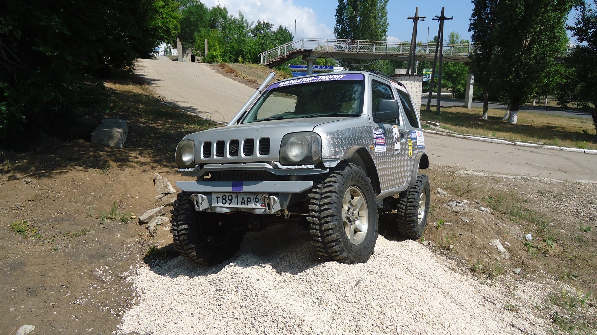 Suzuki Jimny бензиновый 1998 | SAMURAI трофи-рейд на DRIVE2