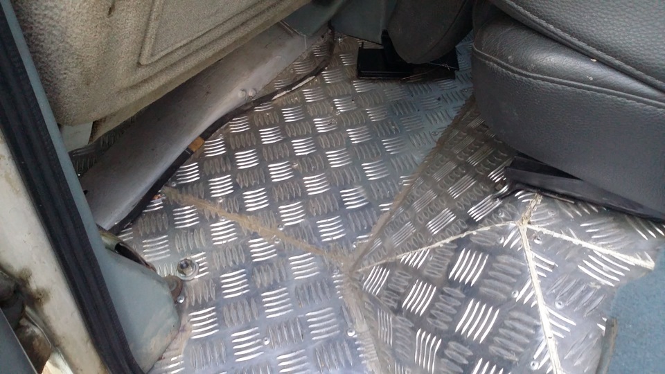 Фото в бортжурнале Land Rover Discovery I