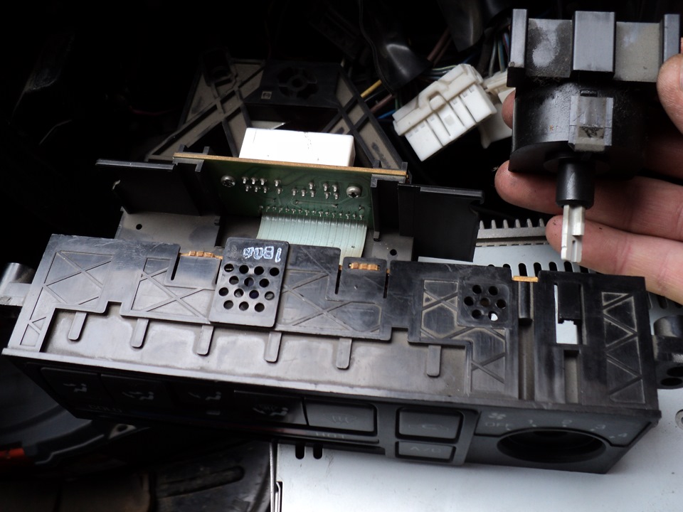 Подсветка печки на диодах — Nissan Bluebird (U14), 1,8 л, 2001 года ...