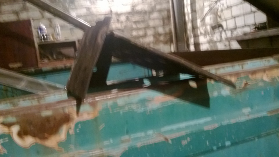 работа закипела )))замена рулевого редуктора ))часть 1)) — ЛуАЗ 969 ...