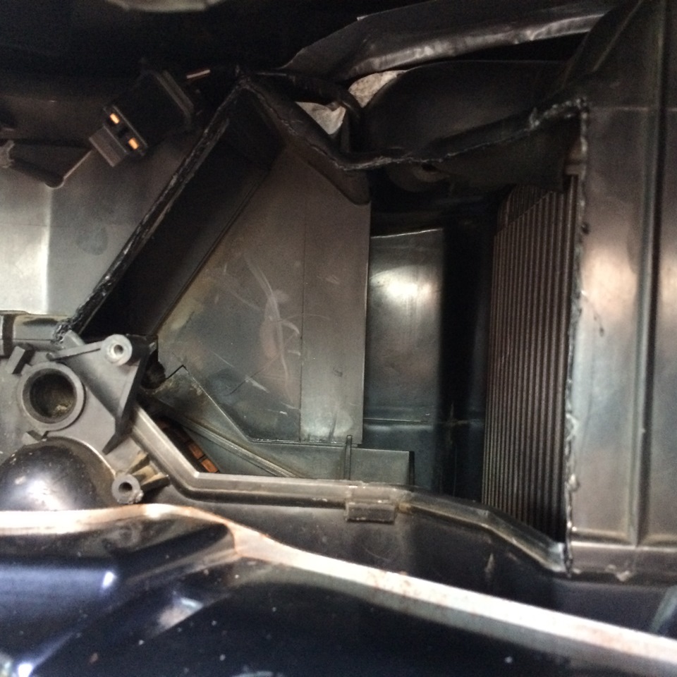 сломало заслонку климата пассажира(бляха муха) — Jeep Grand Cherokee ...