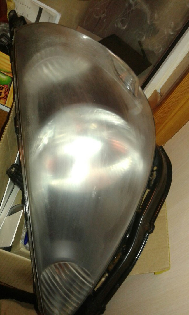 Полировка и покрытие лаком фар — Honda Jazz (1G), 1,2 л., 2006 года ...