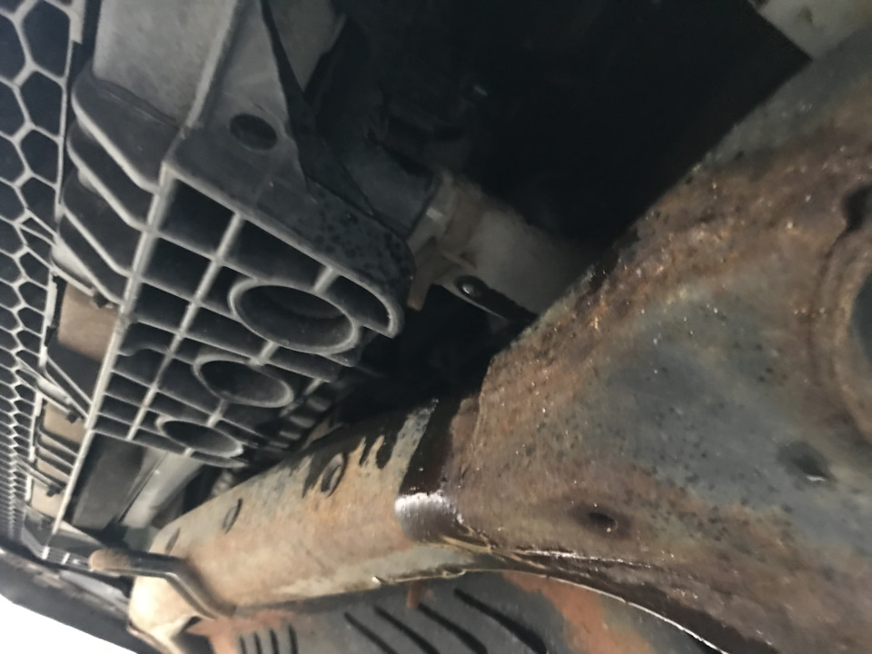 Замена шланга рабочего цилиндра сцепления/предохранители — KIA Ceed (1G ...