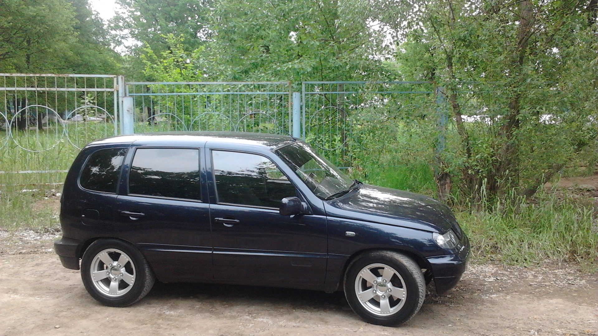 Chevrolet Niva занижение