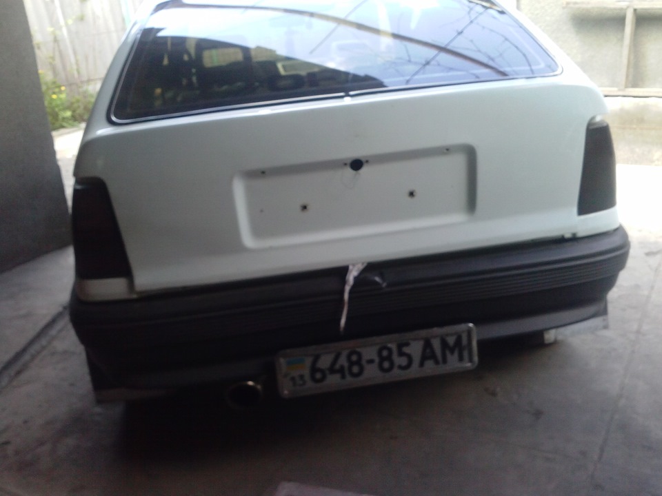 шейвинг багажника и установка спойлера — Opel Kadett E, 1,8 л, 1986 ...