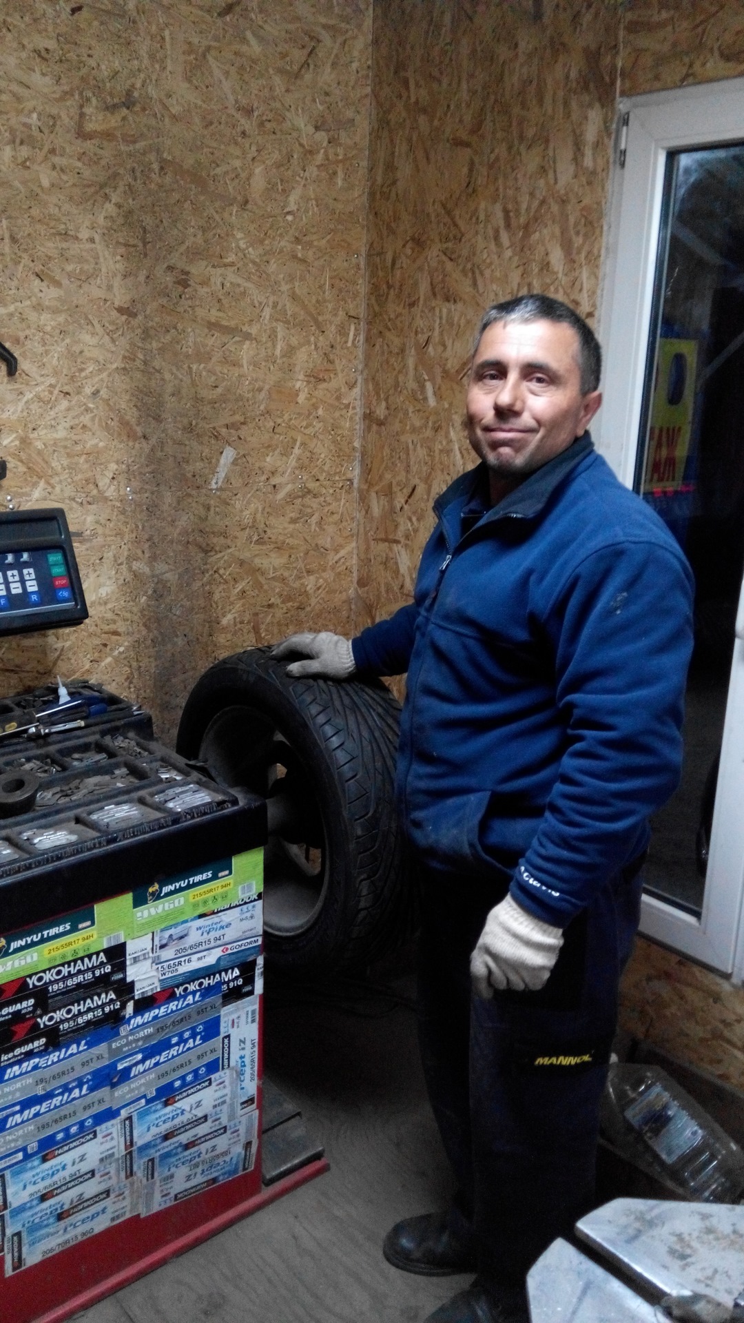 Бюджетные калоши ))) — Nissan Maxima VI (A34), 3,5 л, 2004 года | шины ...