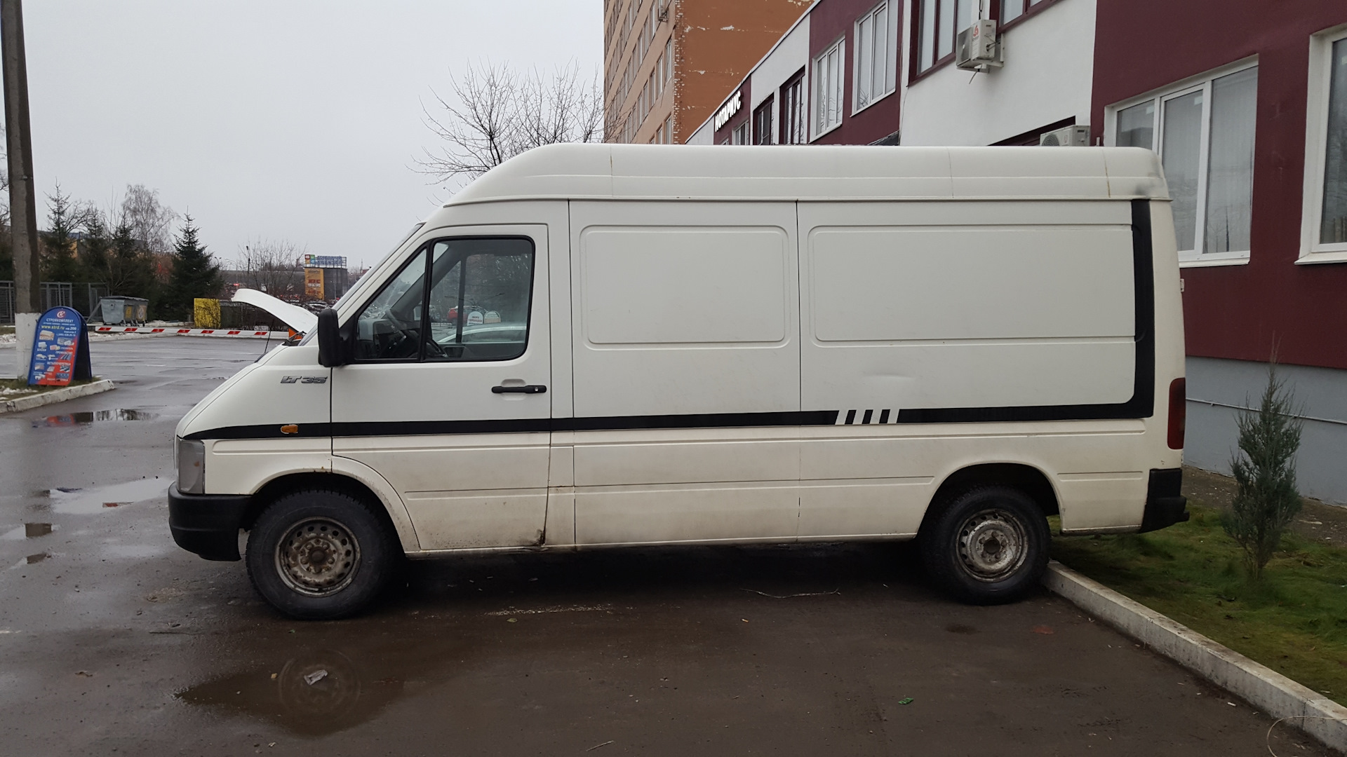 Alfa ii lt35. Фольксваген ЛТ 2. Volkswagen lt2. Volkswagen lt 2002 фургон. Фольксваген ЛТ 35.