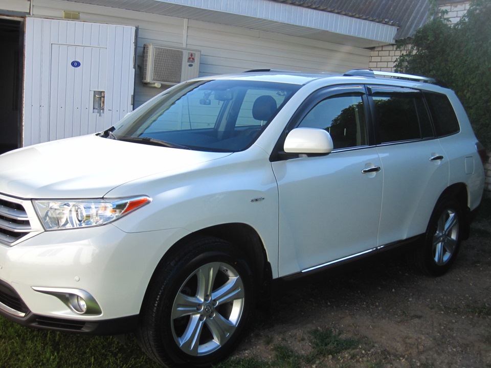 Тойота хайлендер 2012. Toyota Highlander 2012. Toyota хайлендер 2012. Toyota Highlander, 2012 г.в..