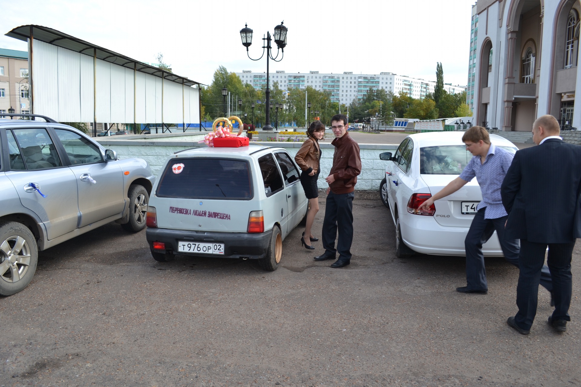 Свадебный авто — Lada 11113 Ока, 0,8 л, 2000 года | фотография | DRIVE2