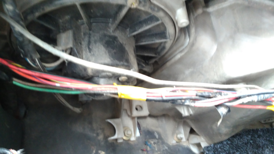 Возвращаем все скорости печки!) — Mitsubishi Pajero (2G), 2,8 л, 1994 ...