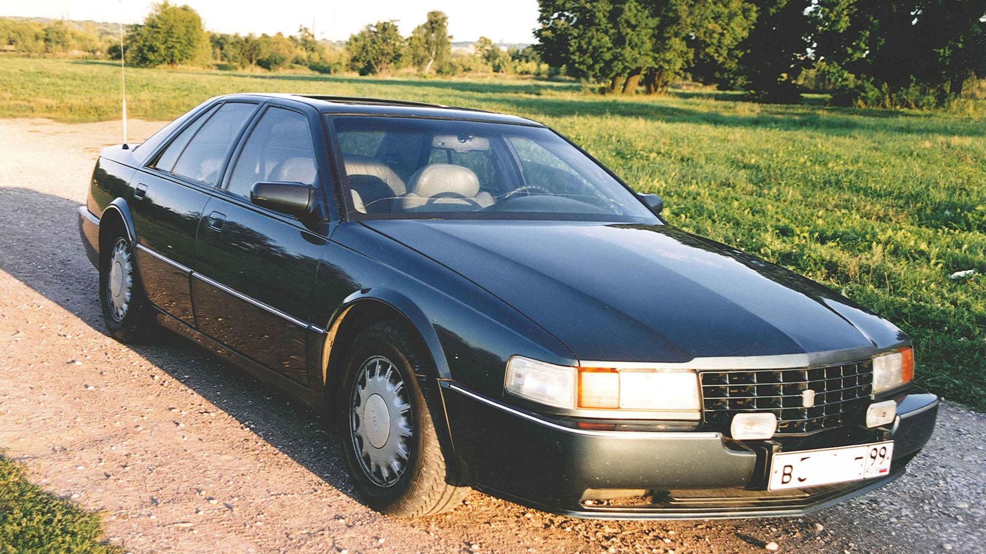 1993 отзывы. 92 Кадиллак Севиль. Cadillac Seville 1992 4.9. Кадиллак Севиль 92 года. Кадиллак Севиль 4.9.