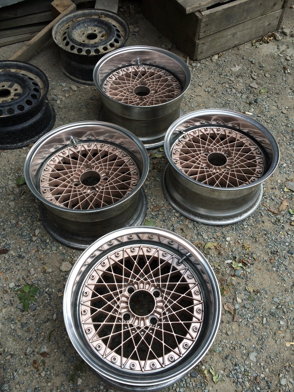 Накладные диски. Ssr 4x100. Диски r15 олд скул. Японские диски олд скул. Диски enkei old school.