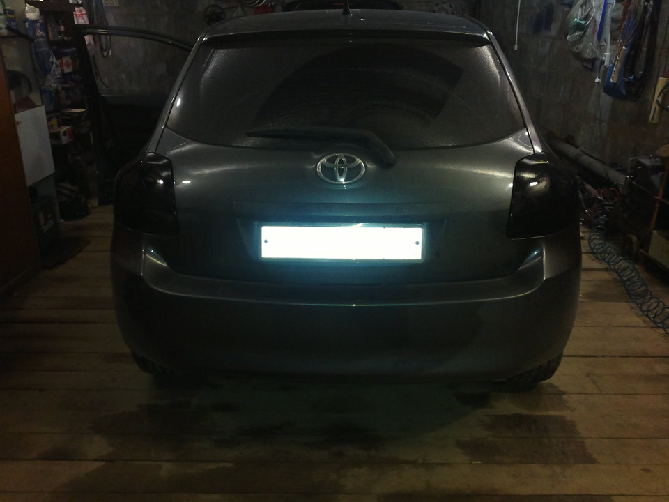 ЧОРНИЙ ФАРА :DD — Toyota Auris (1G), 1,4 л, 2007 года | стайлинг | DRIVE2