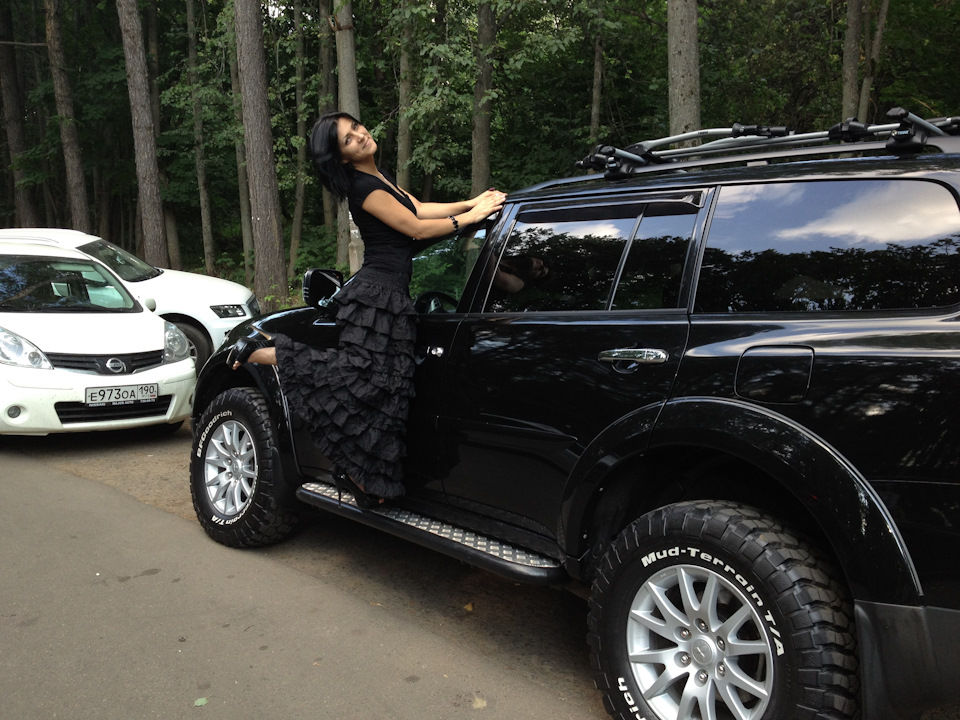 Прекрасная нимфа) — Mitsubishi Pajero Sport (2G)