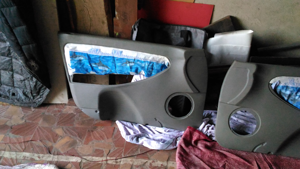 Перекраска салона в черный.Часть 2 — Lada Калина хэтчбек, 1,5 л, 2007 ...