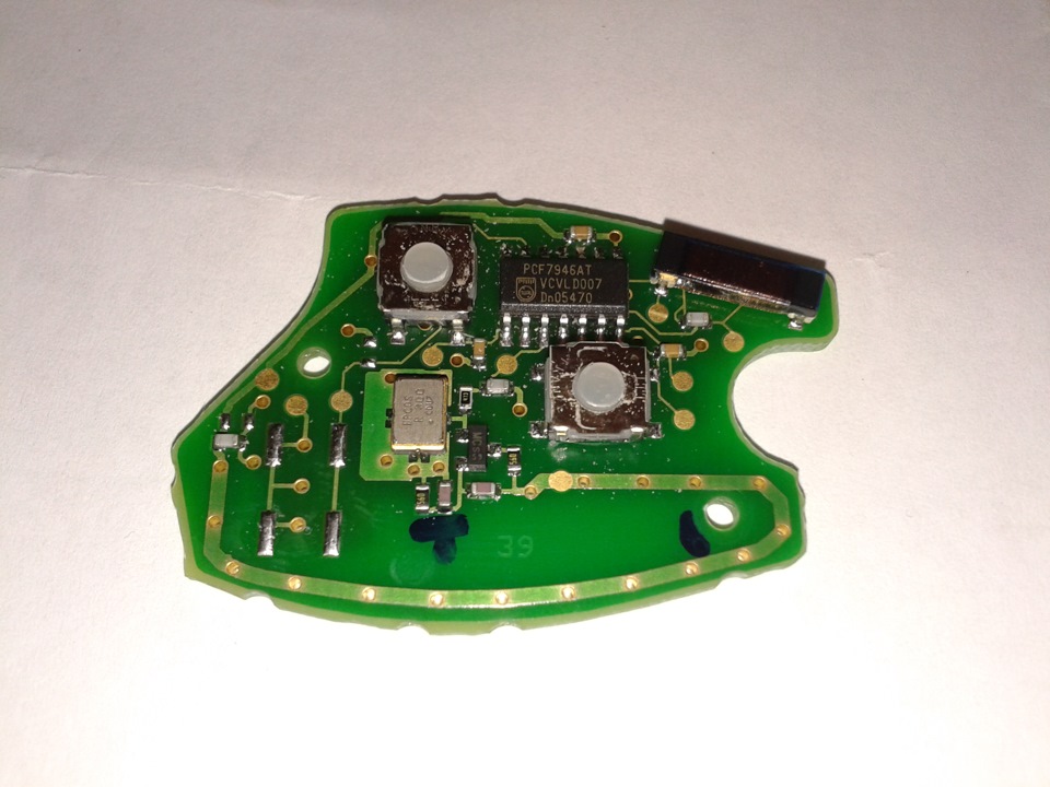 Центральный замок двери 8 пин гольф 4. Почему не работают клавиши на клавиатуре. Привод центрального замка hyundai solaris 1. Фишка проводов двери центрального замка гольф 4. Не работает цз форд фокус 2.