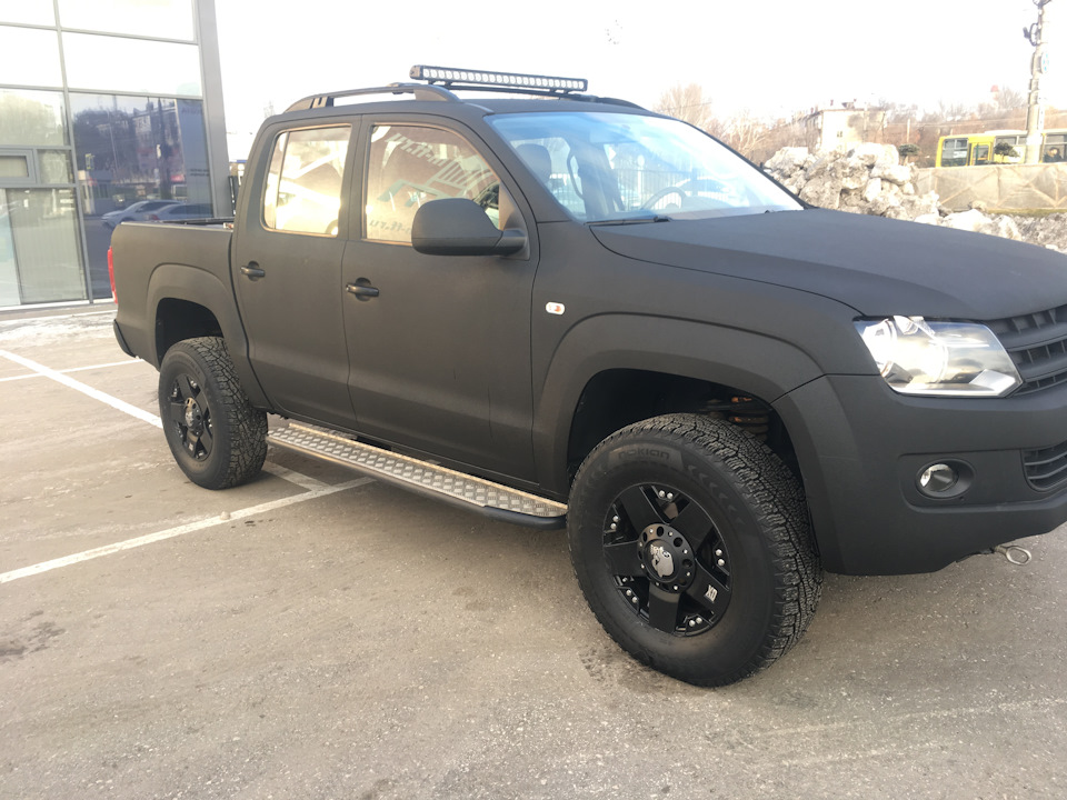 Volkswagen Amarok зелёный Раптор