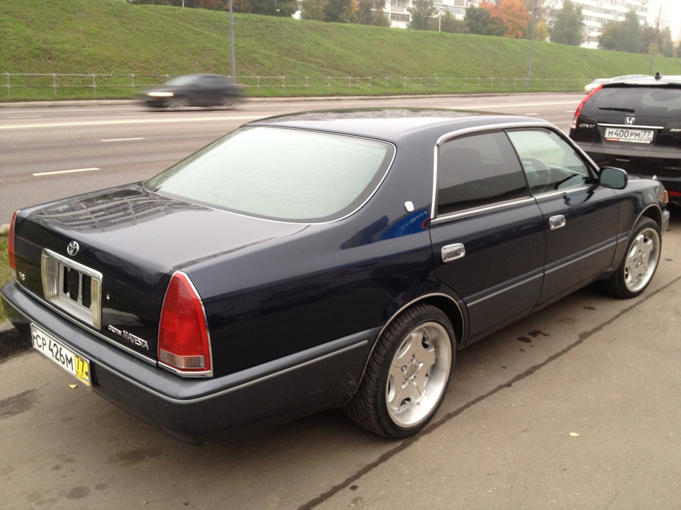 Toyota Crown Majesta 1995