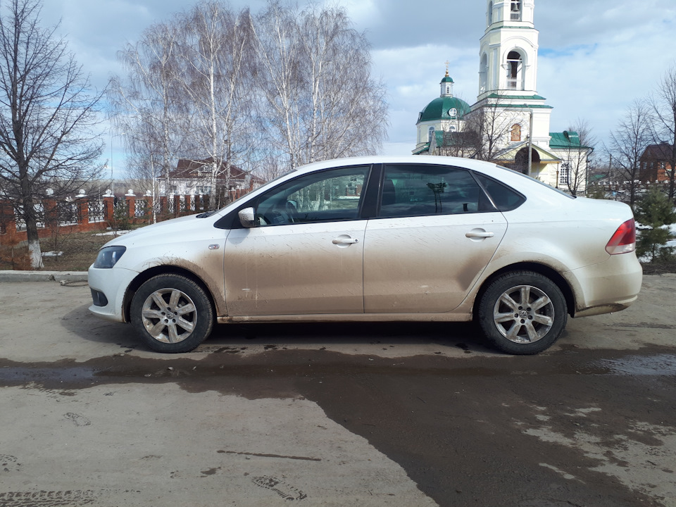 От 195/50 R15 до 195/60 R15 — Volkswagen Polo Sedan, 1,6