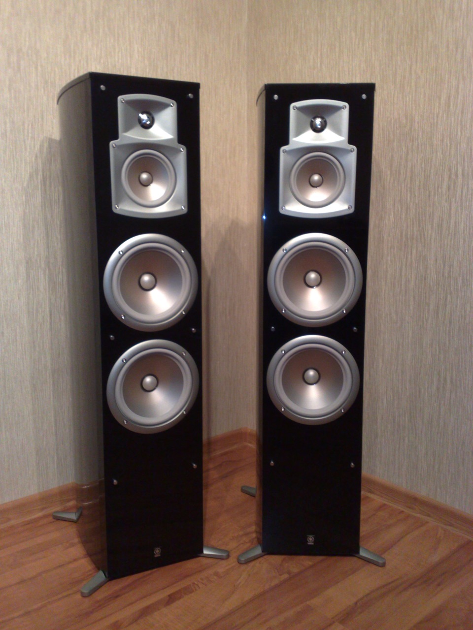 yamaha 777 speakers