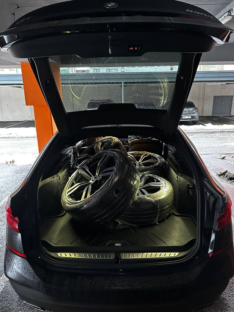 Фото в бортжурнале BMW 6 series GT