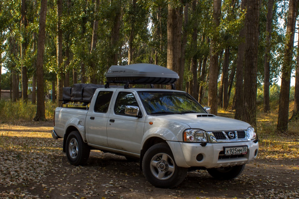 Nissan np300 багажник на крышу