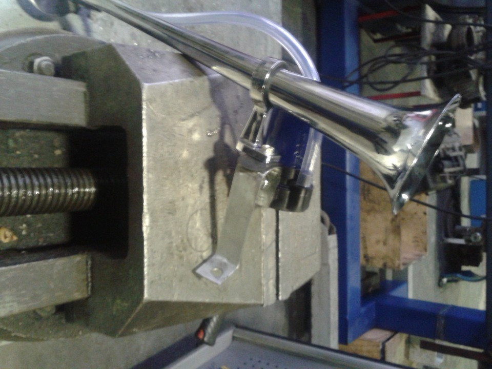 Пневмосигнал и дворники — Chevrolet Niva, 1,7 л, 2013 года | своими ...