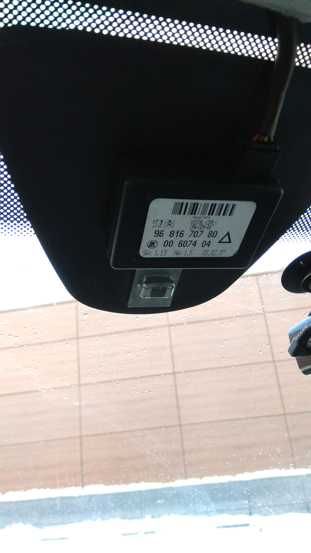 Как снять салонное зеркало 1,4 kfu 2007 — Citroen C3 (1G), 1,4 л, 2007 ...