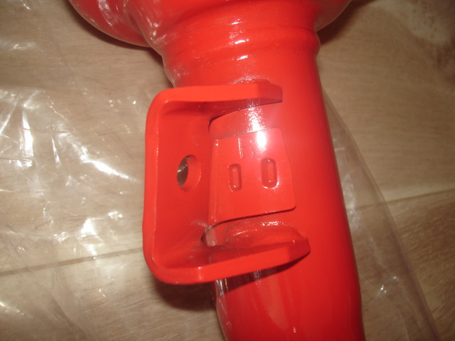 маркировка R на одном и L на другом — Peugeot 309