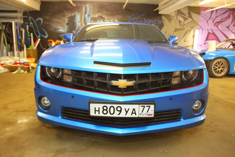 Chevrolet синий металлик Camaro