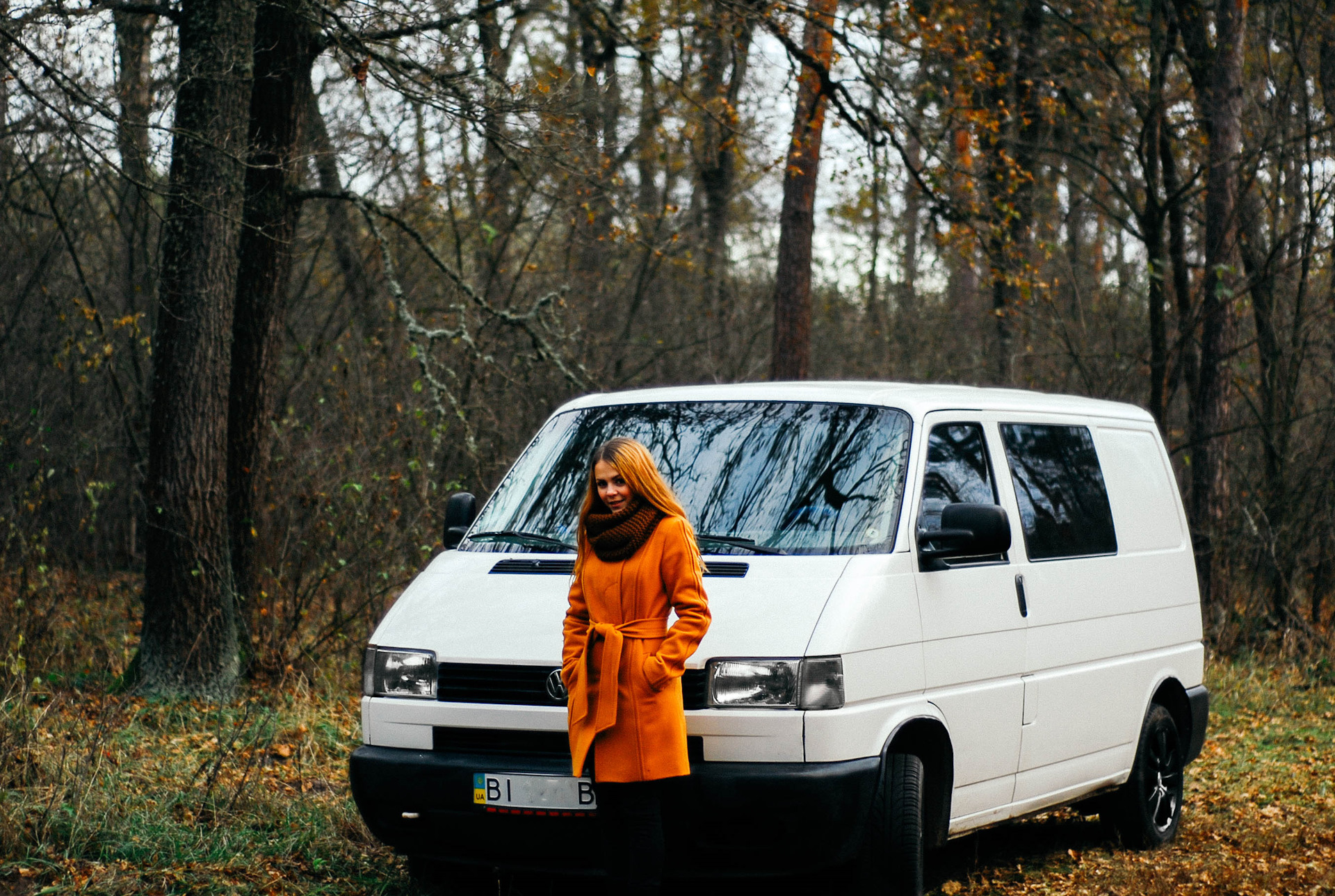 Белоруссия фольксваген т4. Volkswagen Transporter t4 оранжевый. Volkswagen Transporter t4 1994 года. Фольксваген т4 двухцветный. Фольксваген т4 маршрутка.