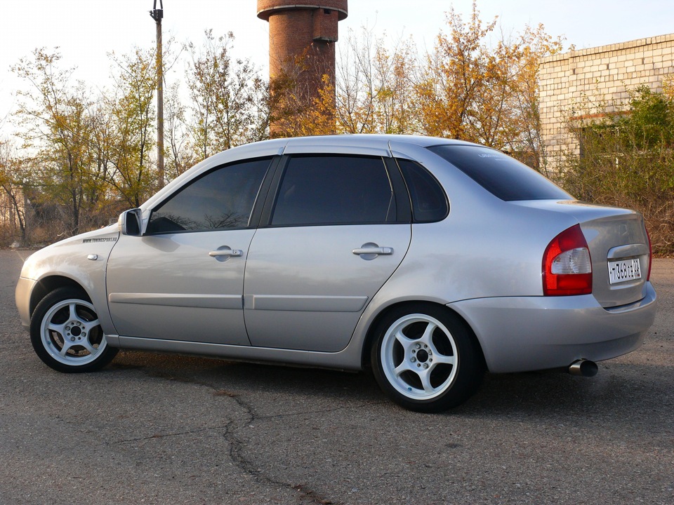 Калина на 15 дисках фото Фото на пивзаводе. - Lada Калина седан, 1,6 л, 2010 года фотография DRIVE2