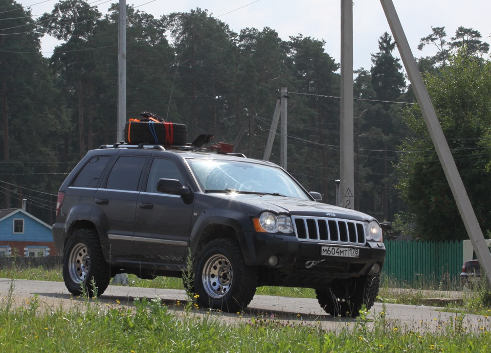 Jeep Grand Cherokee камуфляж