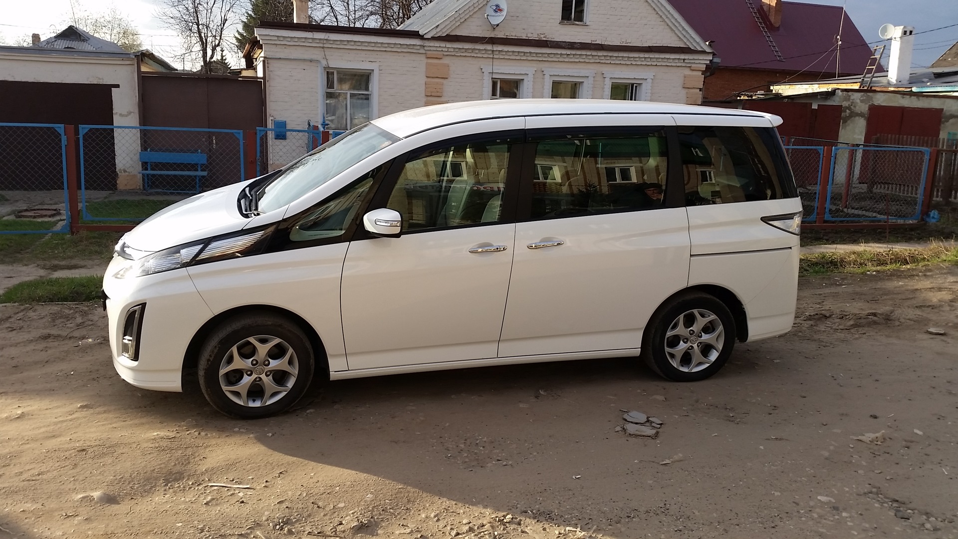 Купить Мазда Бианте В Краснодаре На Авито