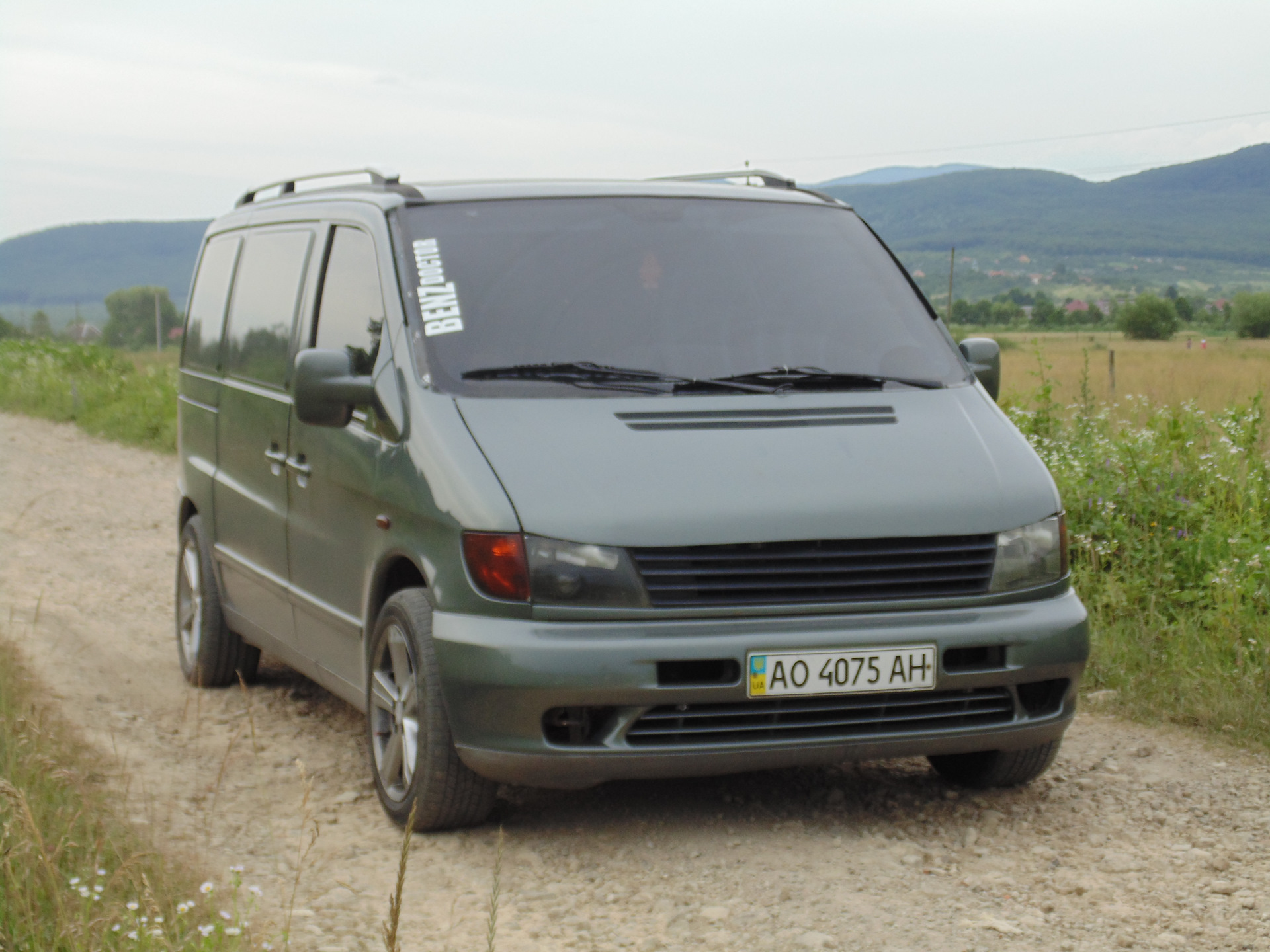 Купить vito 638. Мерседес Vito 638. Mercedes-Benz Vito (1g). Mercedes Vito 2002. Mercedes Vito 638 цвет кварц.