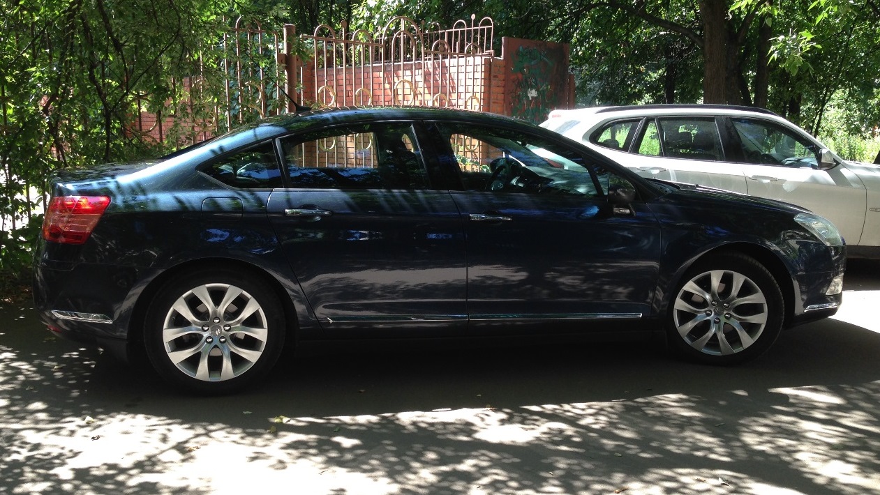 Citroen C5 (2G) 2.0 дизельный 2008 | Вице-президент Франции на DRIVE2