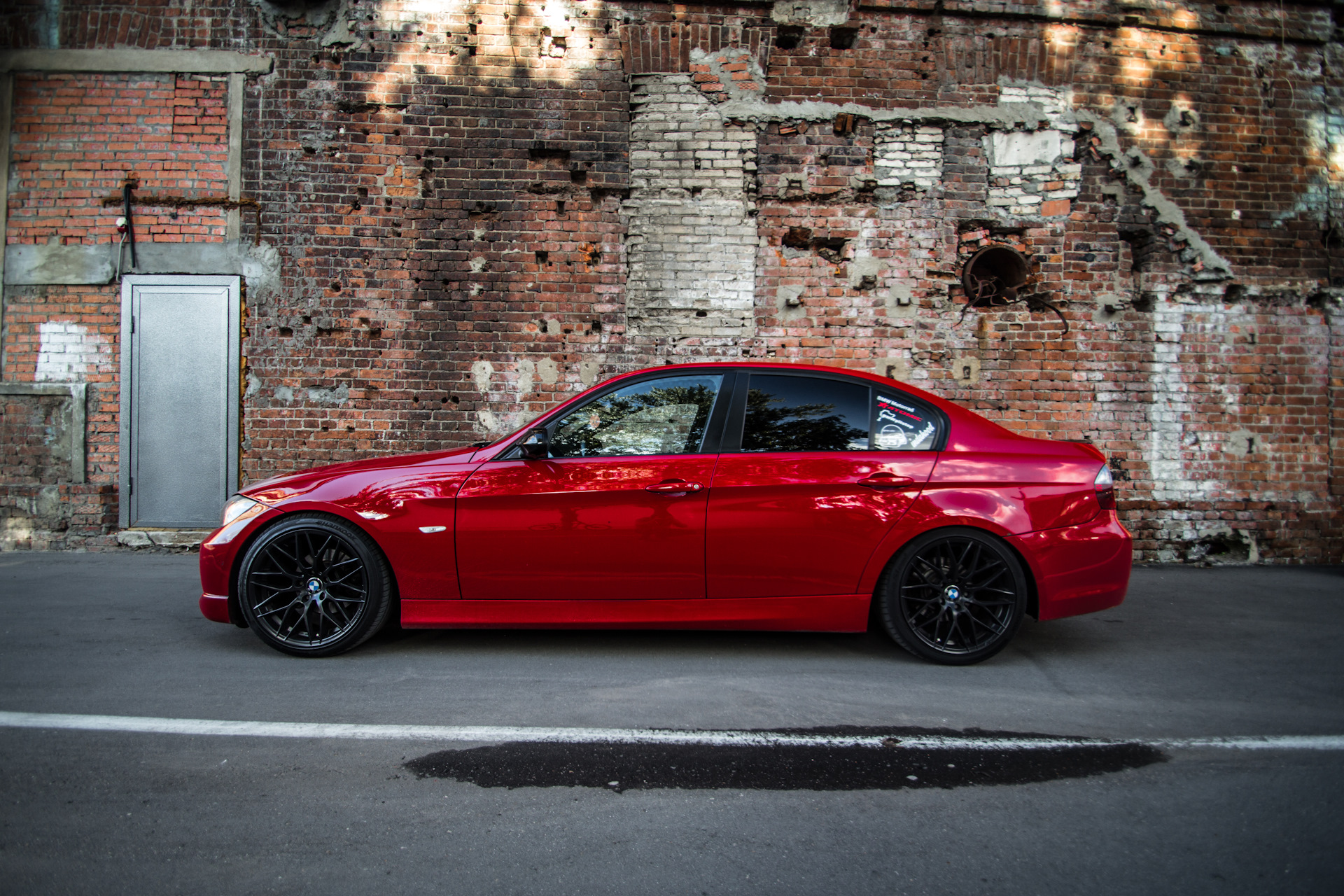 BMW e90 Red